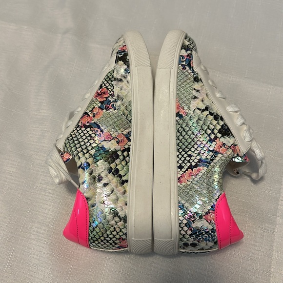 BRAND NEW Natural Breeze Multi Color Snake Skin pattern shoes size 7.5 - Picture 6 of 7
